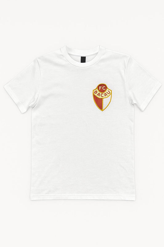 Tricou alb cu sigla brodata